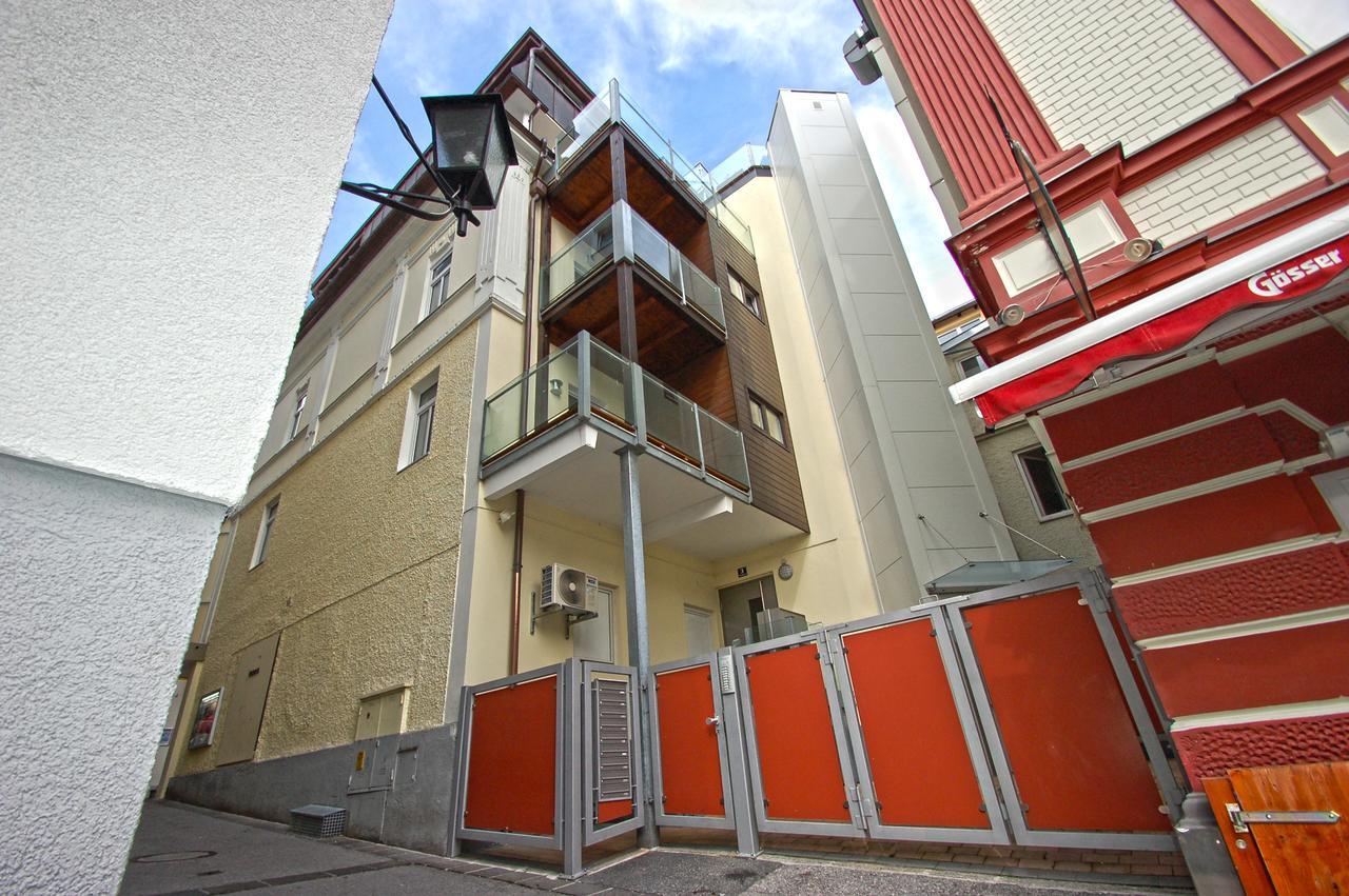 Penthouse Seven By All In One Apartments เซลล์อัมเซ ภายนอก รูปภาพ